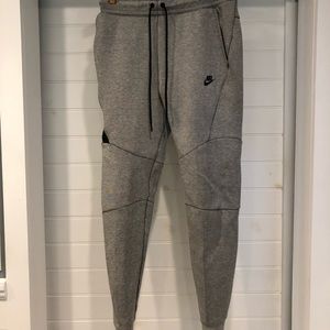Nike Tech Fleece Grey Size S Joggers